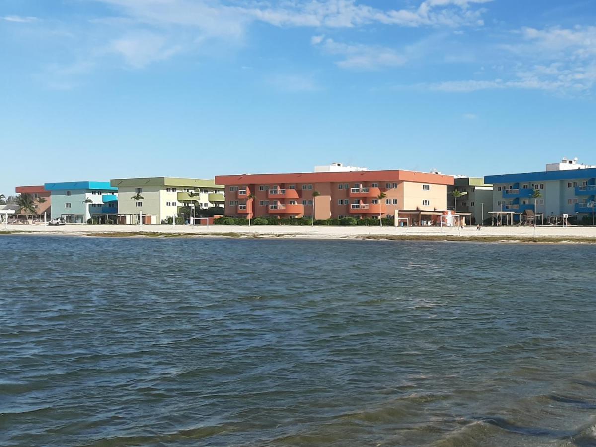 Golden Lake Resort - Apart Hotel - Арраял-ду-Кабу Екстер'єр фото